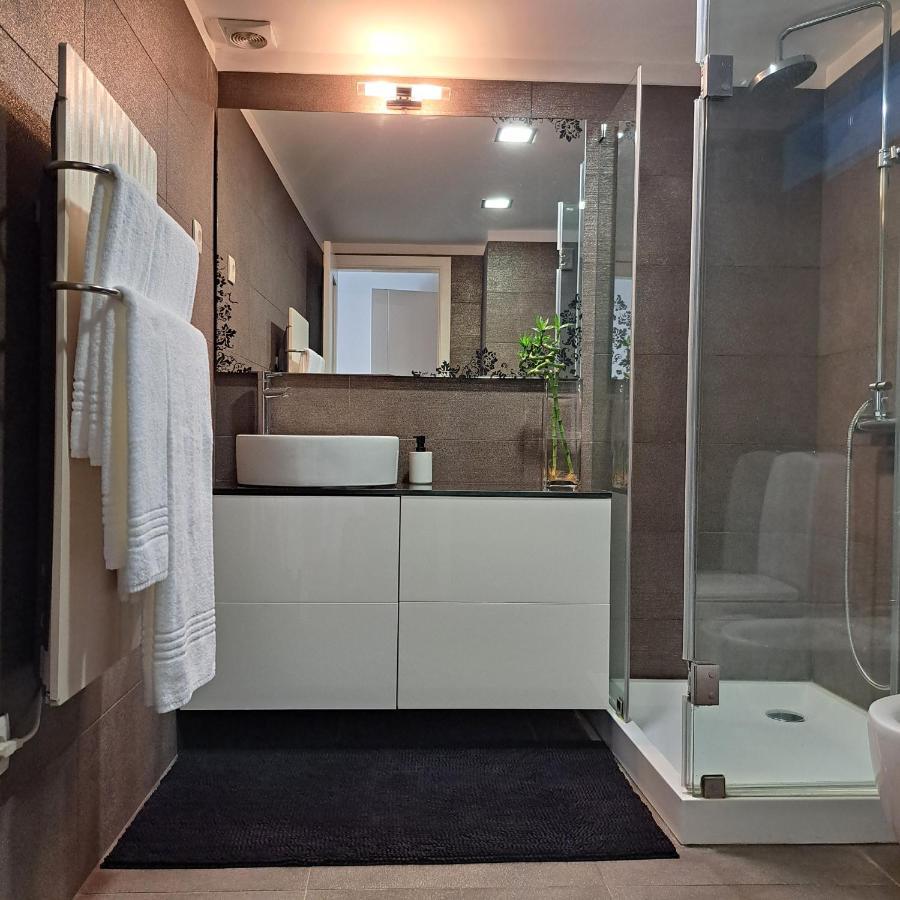 Отель Casa Da Praca Миранда-ду-Дору Экстерьер фото