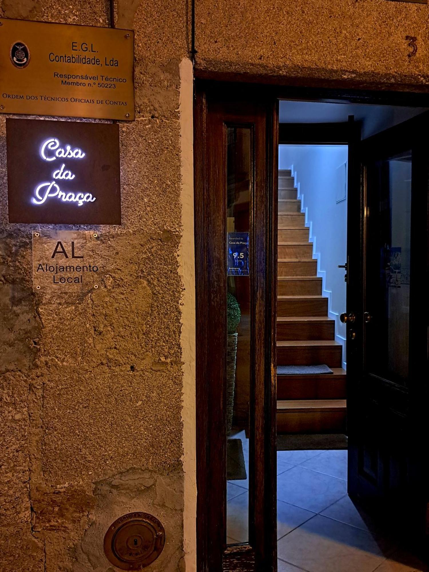 Отель Casa Da Praca Миранда-ду-Дору Экстерьер фото